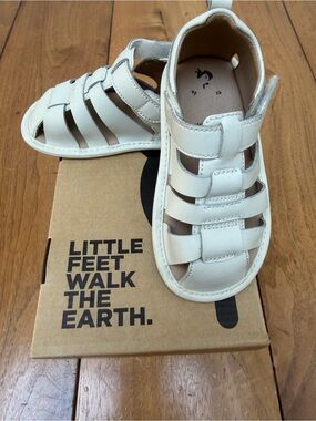 Old Soles Fisherman Sandals Cream Leather Size 7 EUC Toddler